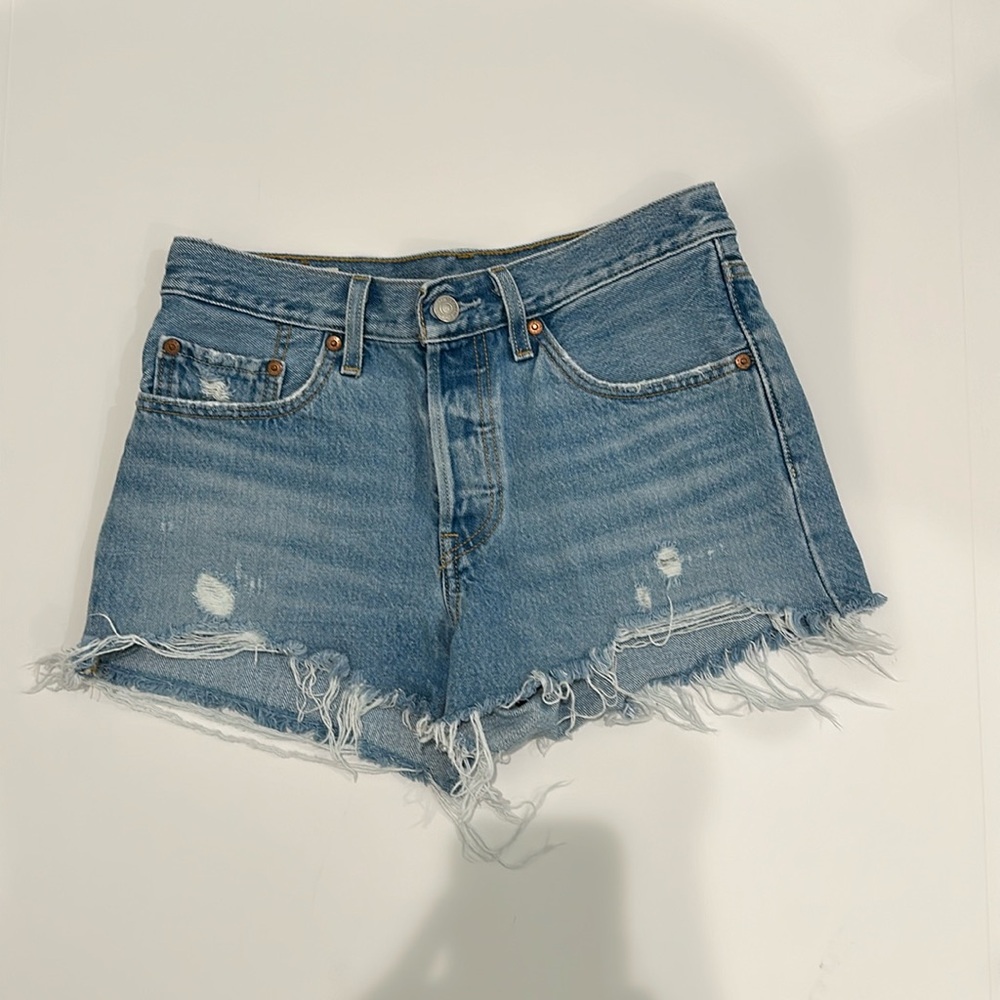 Levi’s 501 Jean shorts size 26